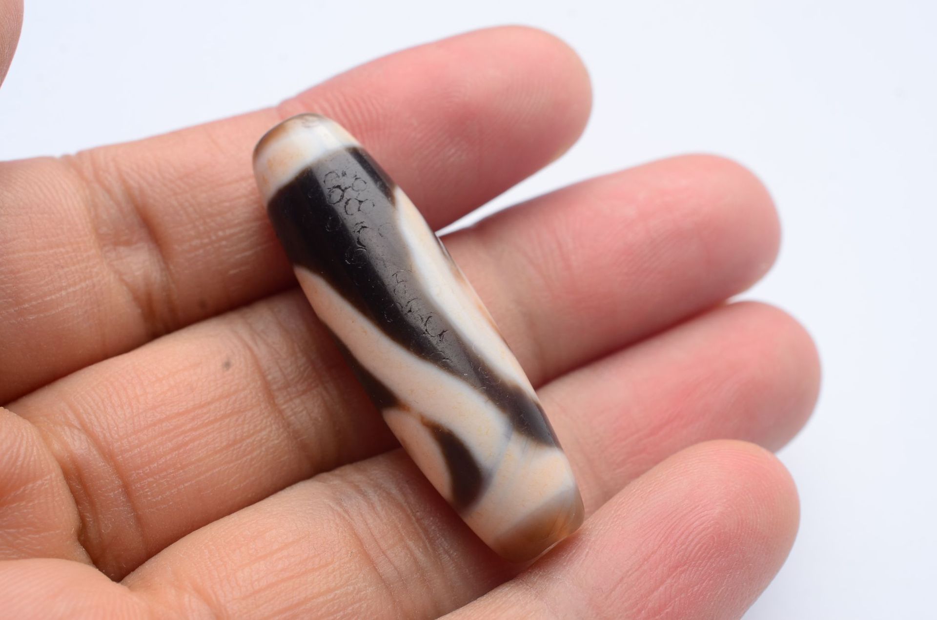 天珠 西藏天珠满朱砂天珠马蹄纹风化纹满包浆至纯天珠