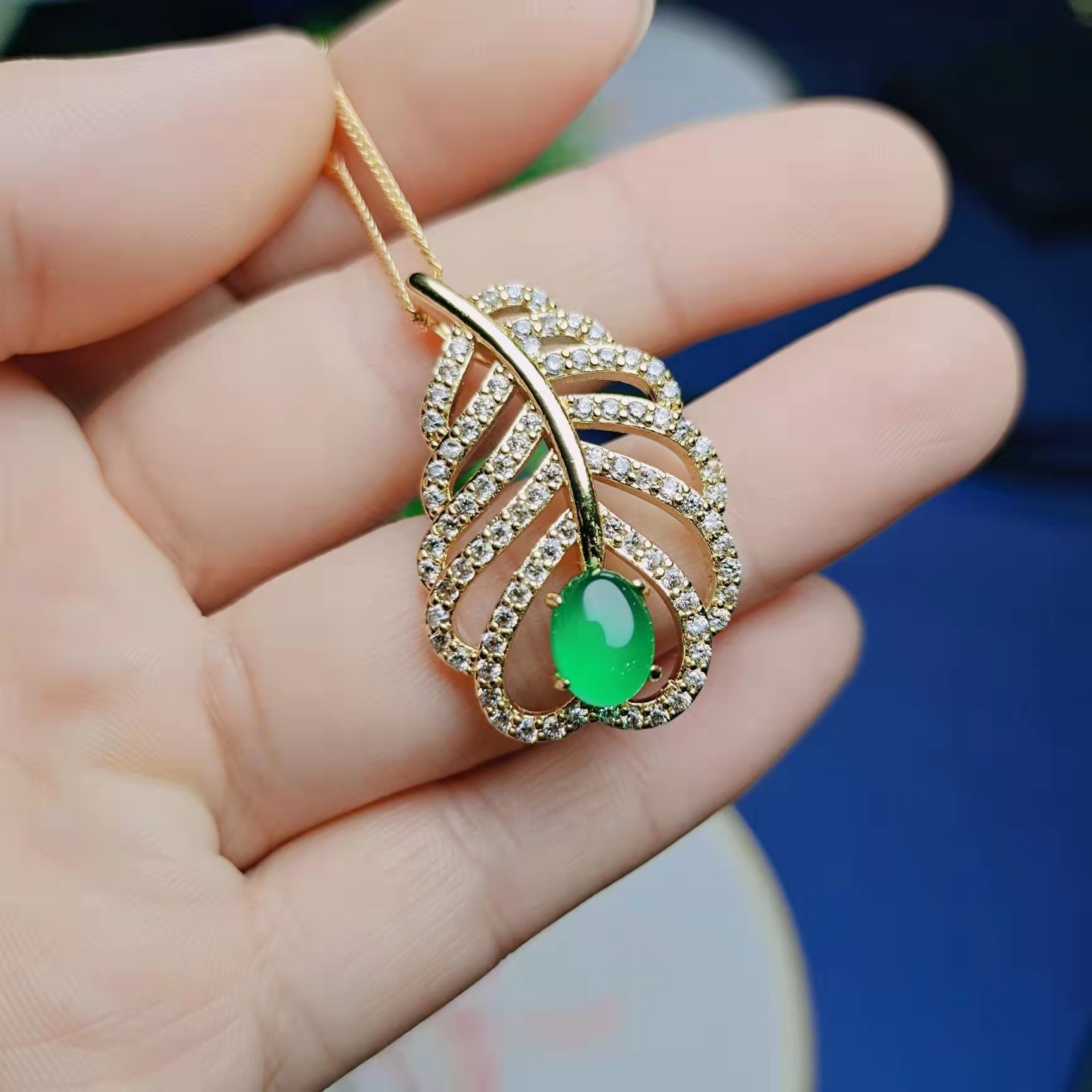 冰种绿玉髓s62925银镶嵌巴西绿玉髓凤尾吊坠时尚百搭款毛衣链