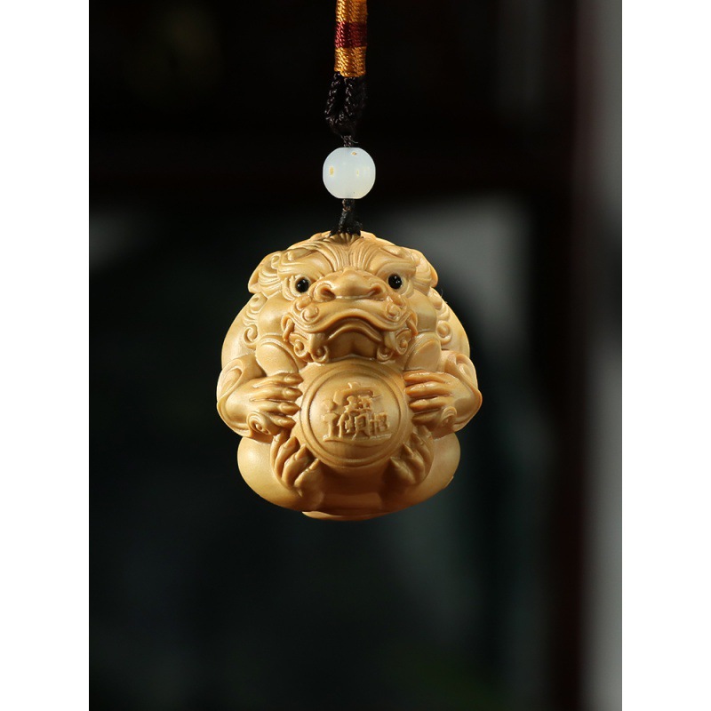黄杨木雕手把件貔貅抱球男士文玩把玩件转运皮丘吊坠