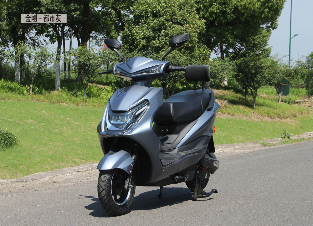 美蒂斯电动摩托车金刚60v72v电动车外卖电动车成人电动摩托车