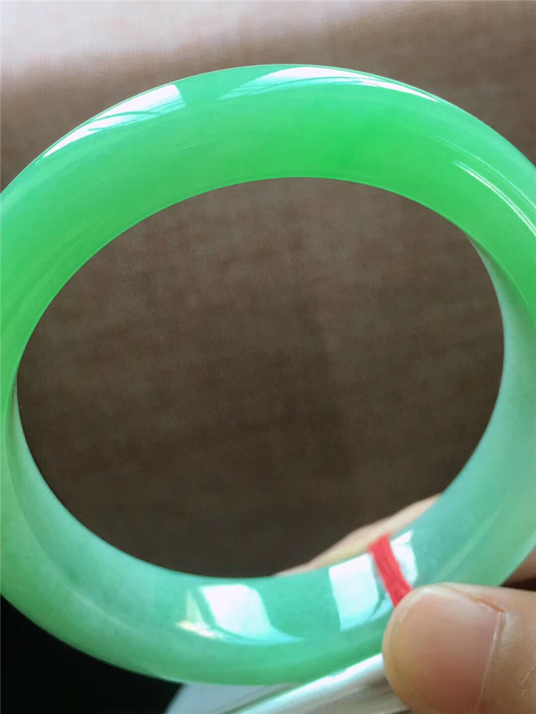 简安翡翠天然a货满绿翡翠手镯种老水足色泽鲜艳上手贵气产品保真
