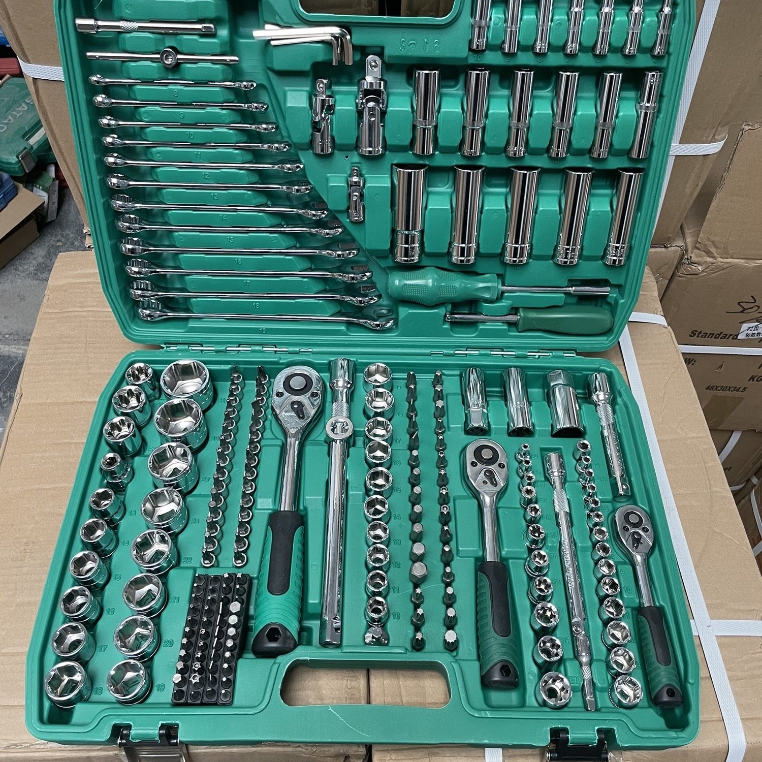 德国进口216件套72齿汽修工具套装汽车维修组套套筒扳手组合工具