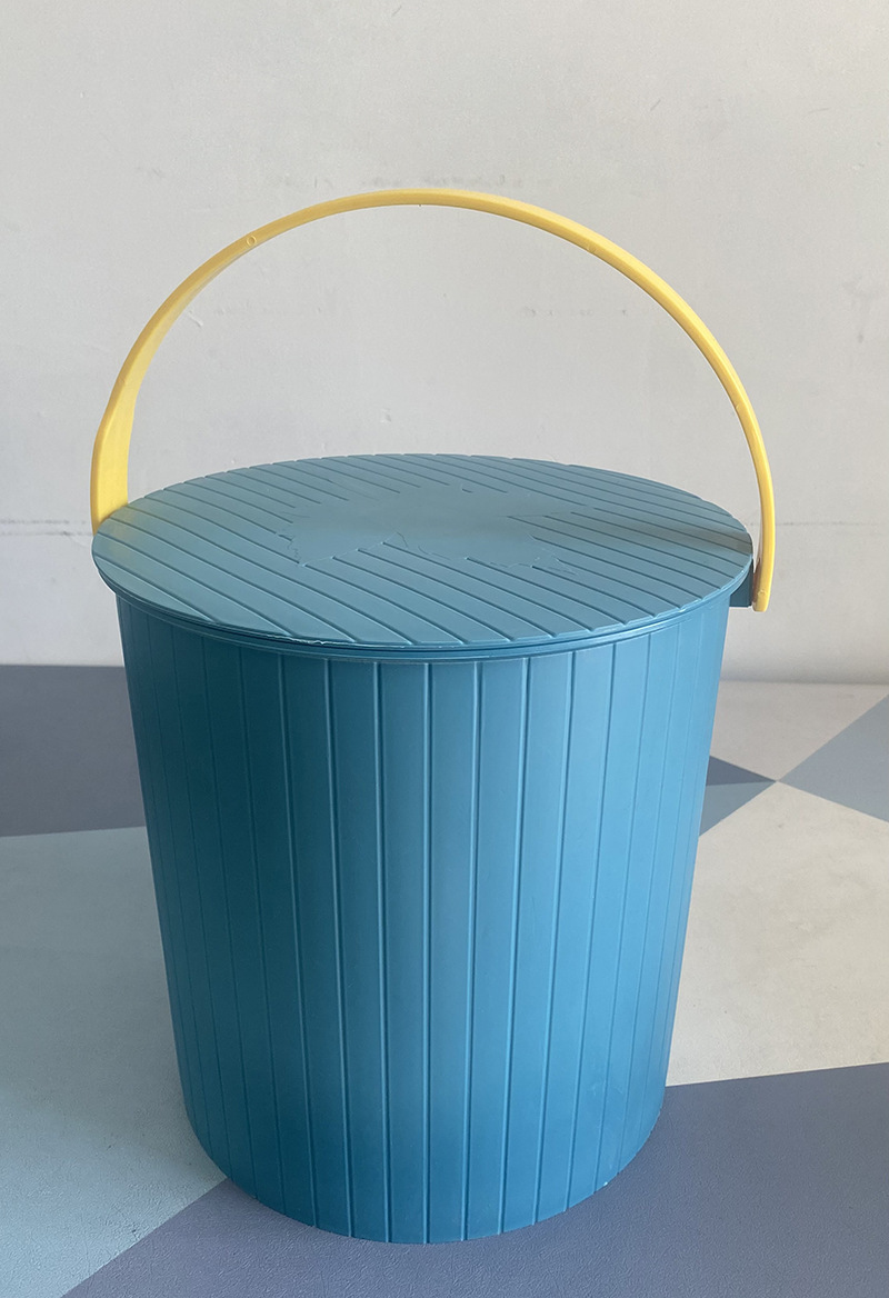 厂家批发手提收纳桶 加厚带盖储物桶钓鱼桶 洗澡多用桶 凳子家用