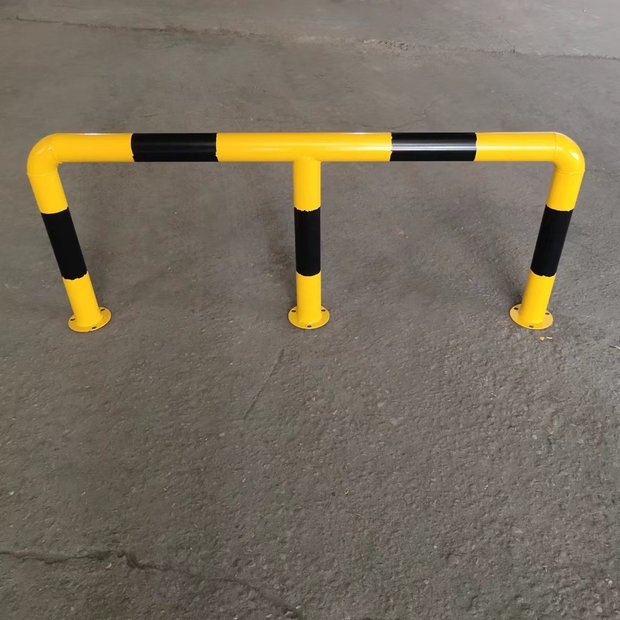 源头厂家m型钢管挡车器 防撞护栏 挡车杆阻车器停车位限位器直供