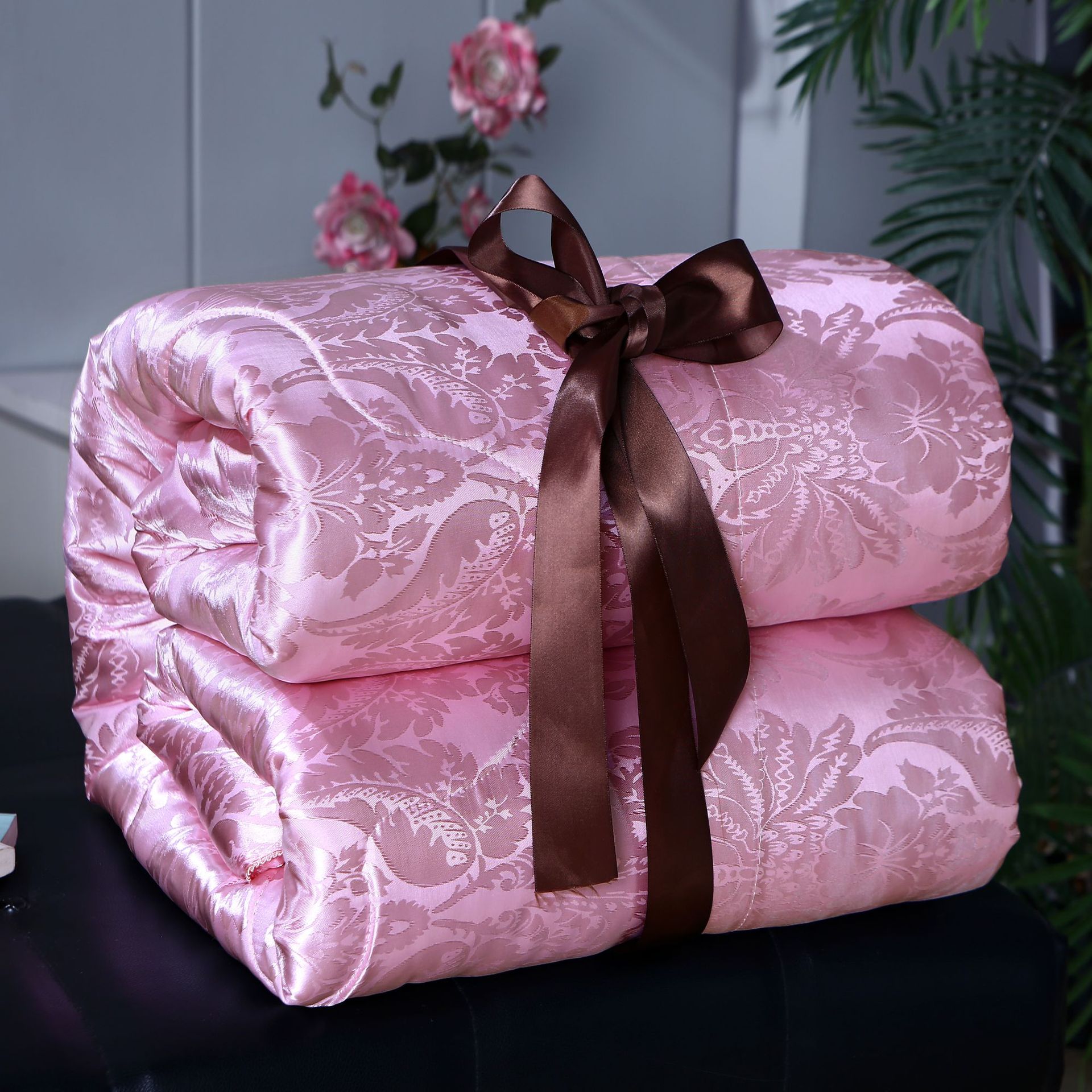 贡缎提花被子蚕丝被礼品被被芯桑蚕丝春秋单双人冬被被褥被芯批发