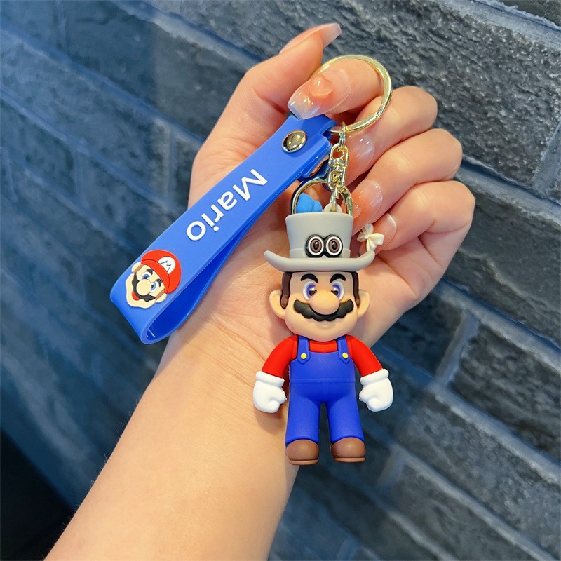 Creative Cartoon Pirate Mario Keychain Cute Pirate Super Mary Key Chain Men and Women Handbag Pendant