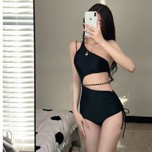 泳衣女2022新款韩国ins风连体遮肉显瘦性感纯欲少女黑色温泉泳装