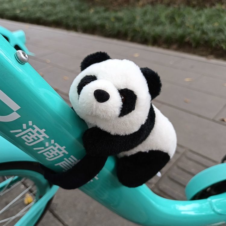 Panda Pendant Bicycle Lying on Electric Car Motorcycle Motorcycle Doll Small Decoration Slap Bracelet Ring Pop Pendulum