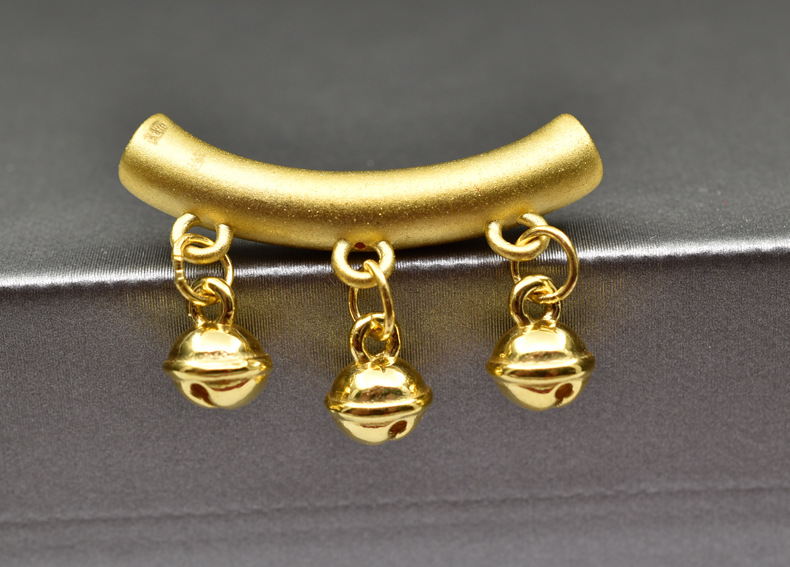 源头厂家黄金铃铛吊坠3d硬足金光面古法铃铛弯管转运珠手链项链