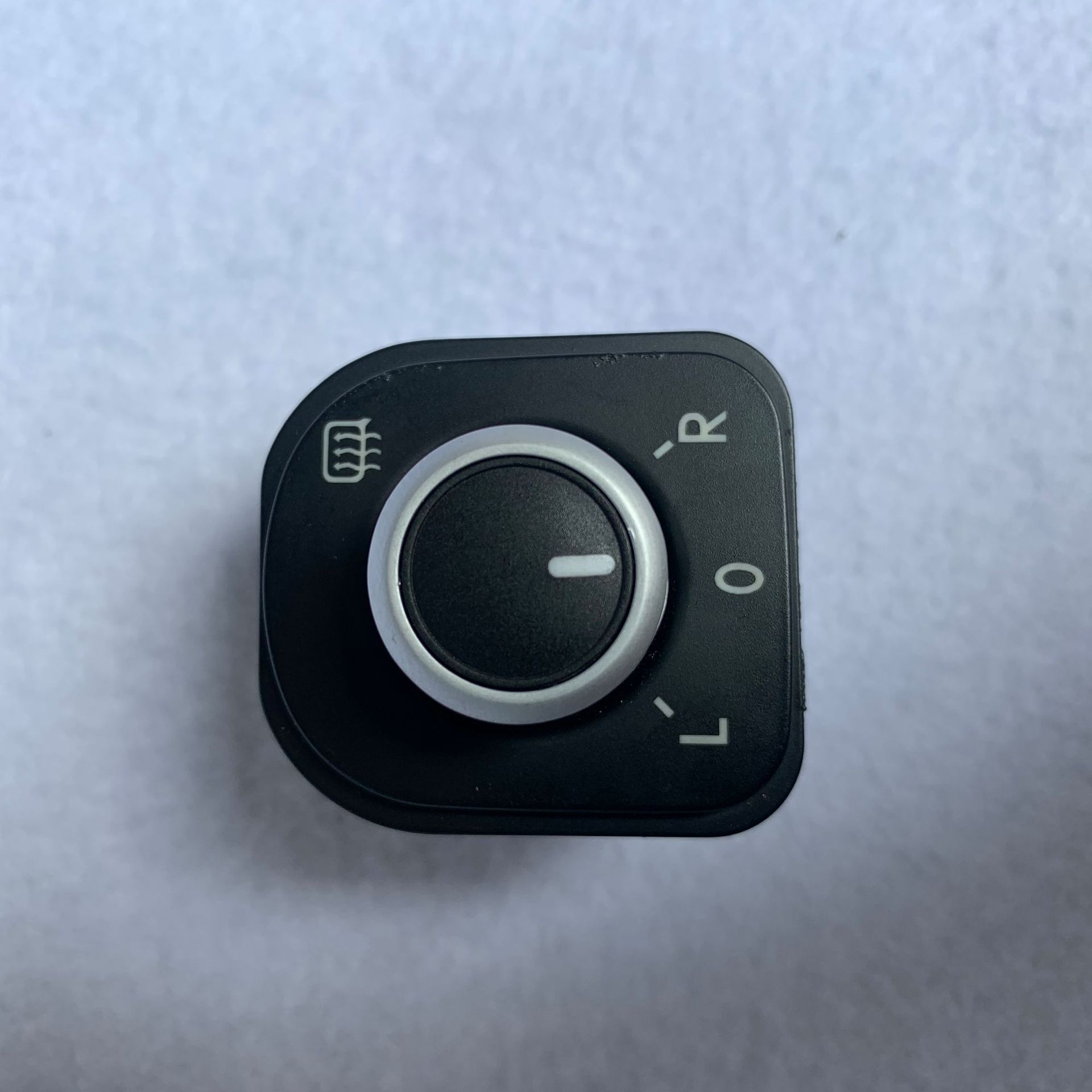 适用 高尔夫途观斯柯达昊锐后视镜倒车镜调节按钮开关5nd959565b