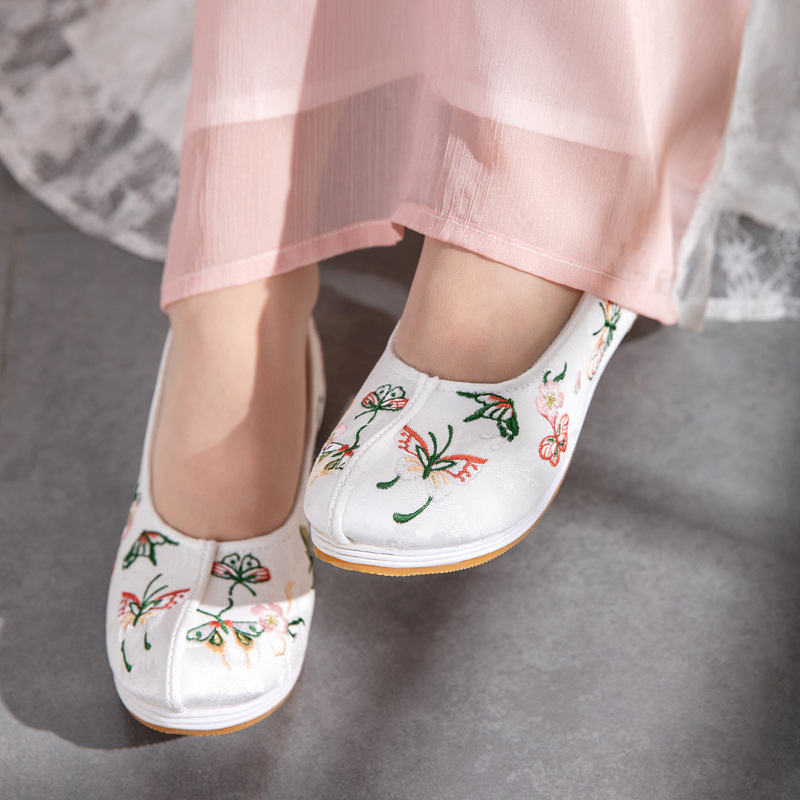 若嫣2024春季新款千层底绣花鞋古风布鞋平底搭配汉服中国风汉服鞋