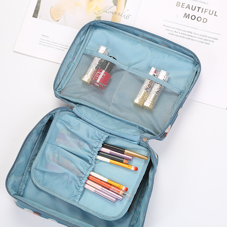 Portable Makeup Cubic Bag Wash Bag