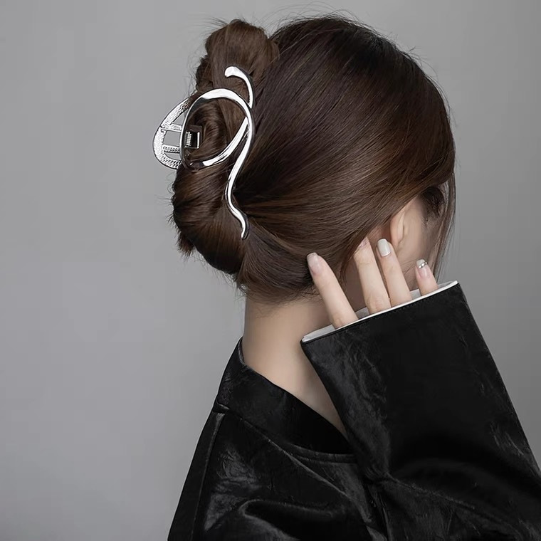 South Korea Dongdaemun Metal Grip Women's Elegant Hair Clip Back Head Hairpin Shark Clip High-Grade Headdress Wholesale