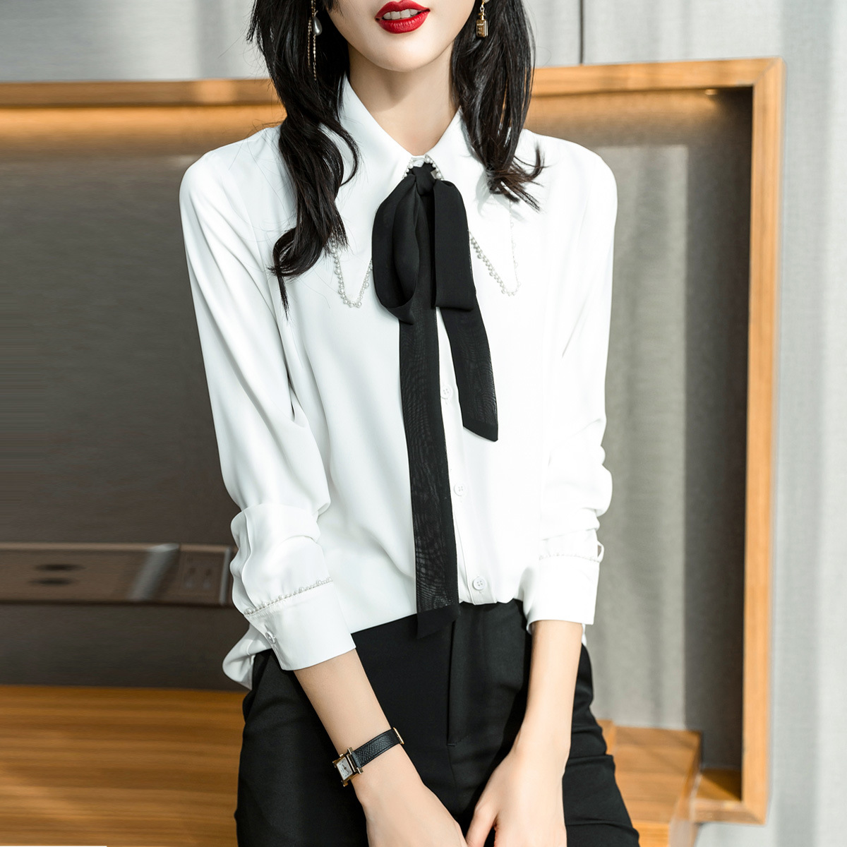 娃娃领白色衬衫女士设计感上衣早春装2021年新款洋气欧货衬衣小衫