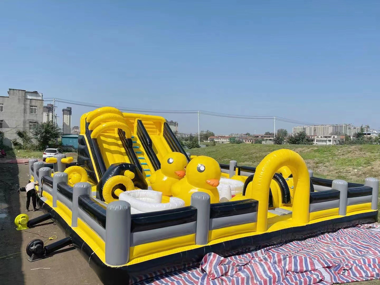 儿童充气城堡广场中庭室外滑梯乐园淘气堡跳床蹦床宝宝玩具游乐场