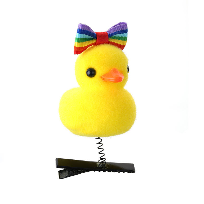 2024 Internet Hot Selling Cute Artifact Barrettes Small Yellow Duck Plush Headdress Spring Hairpin Barrettes Push Supply Wholesale