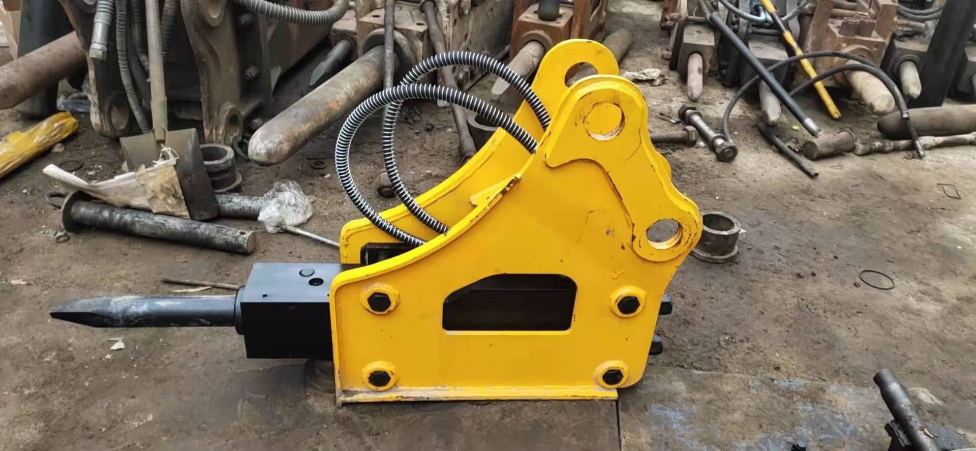 二手68破碎锤挖掘机炮头整机成色很好直接干活性能稳定