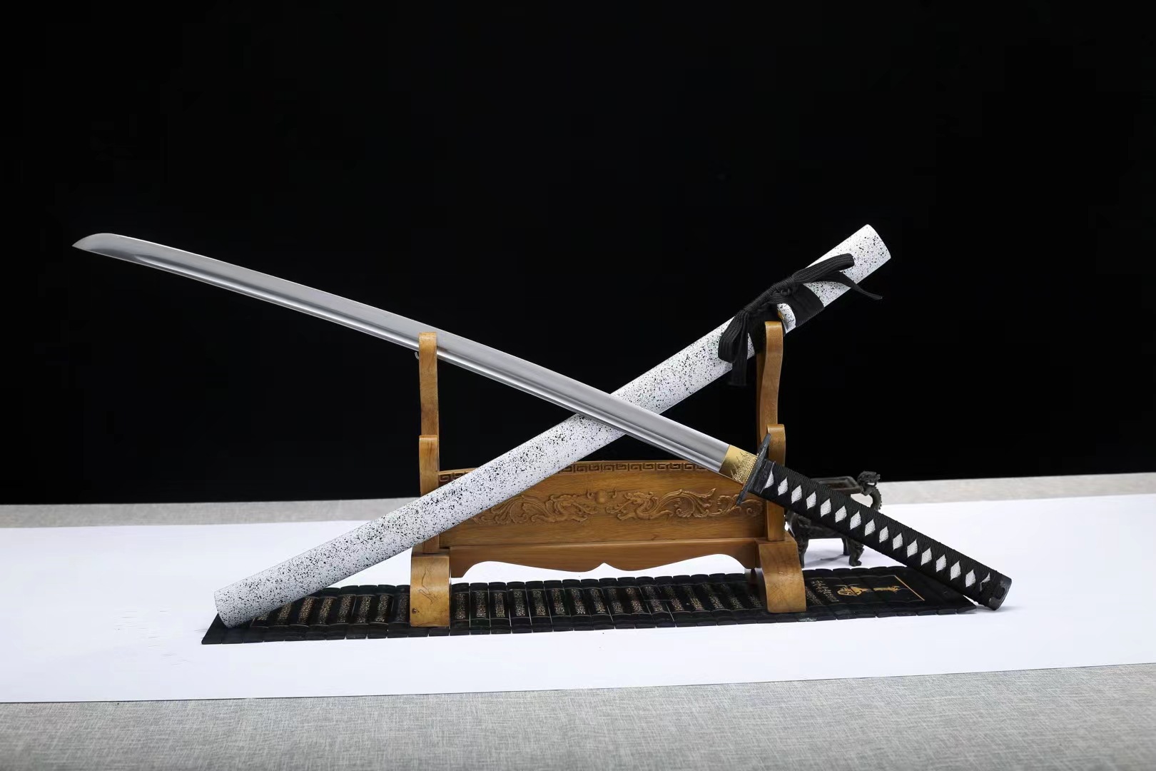 龙泉市刀剑宝剑一体日式指挥刀冷兵器手工锻打影视长款硬剑未开刃