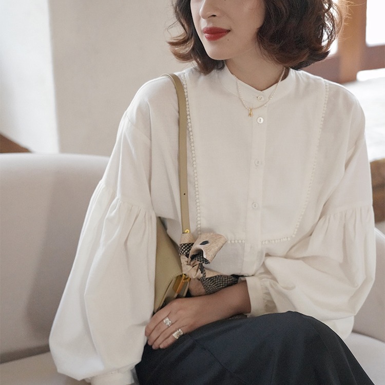 泡泡袖上衣女年2021秋季新款法式复古宽松白色温柔风圆领衬衫