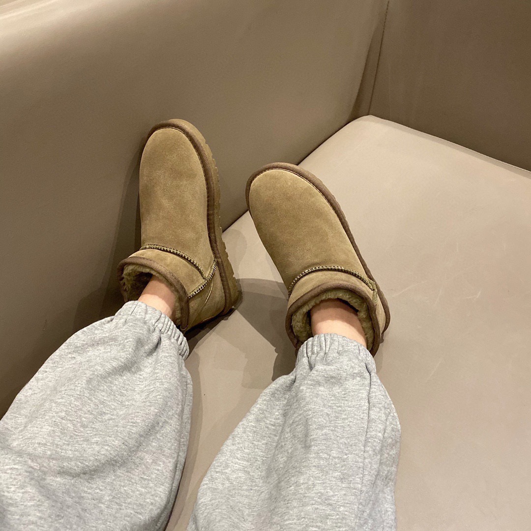 周冬雨同款mini雪地靴男女短靴冬季新款牛皮加绒加厚保暖情侣棉鞋