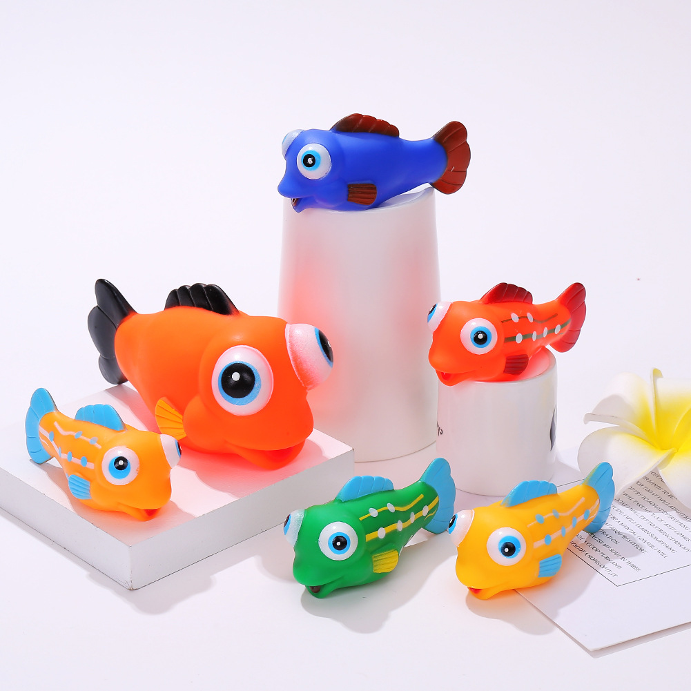 厂家专业定制各类环保搪胶玩具pvc公仔动物水果节日美国鸭玩具