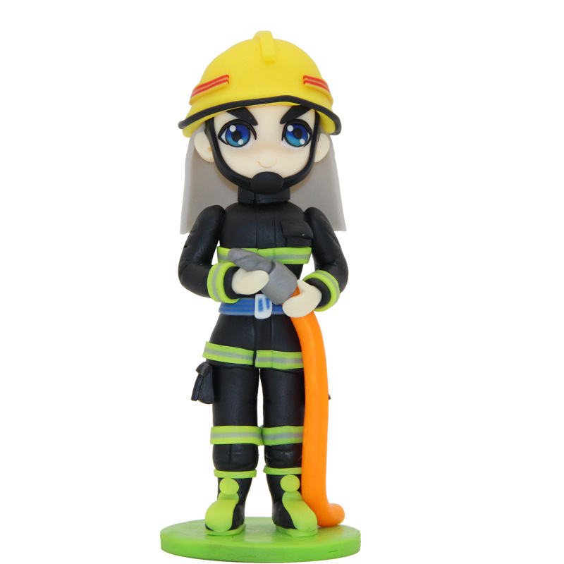 厂家手工制作陶泥摆件消防员软陶新年礼物儿童馈赠佳品景区货源