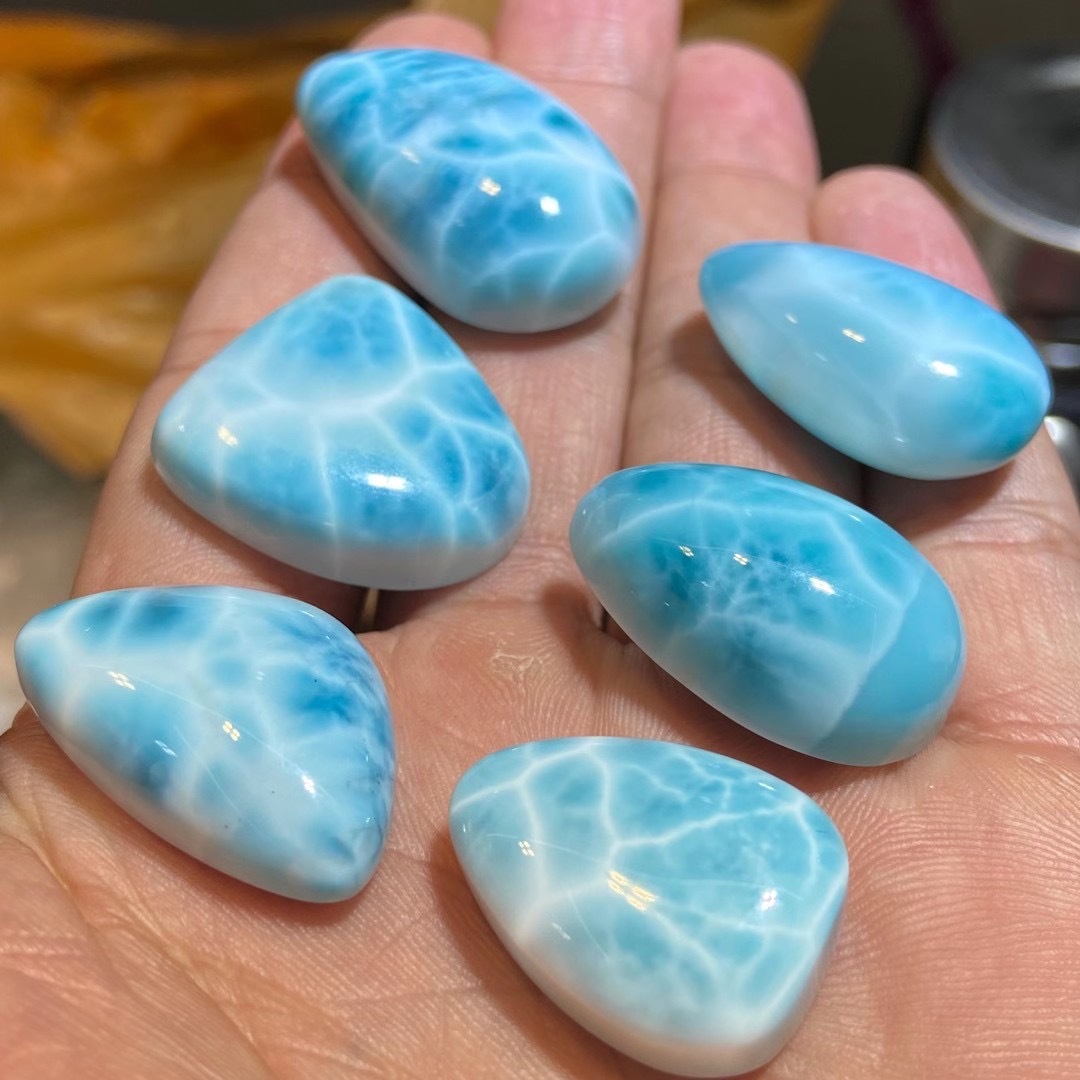 天然多米尼加拉利玛海纹石吊坠裸石半成品满龟背玉化冰透鲜蓝成色
