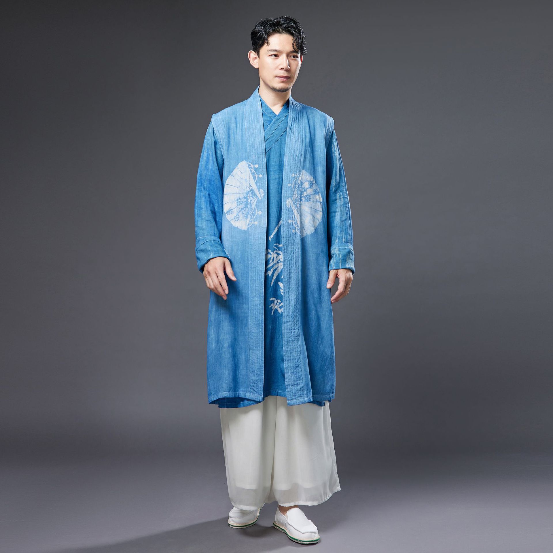 2023新品蓝色民族风兰蓝染长马褂 中国风蓝色棉麻马褂现货批发