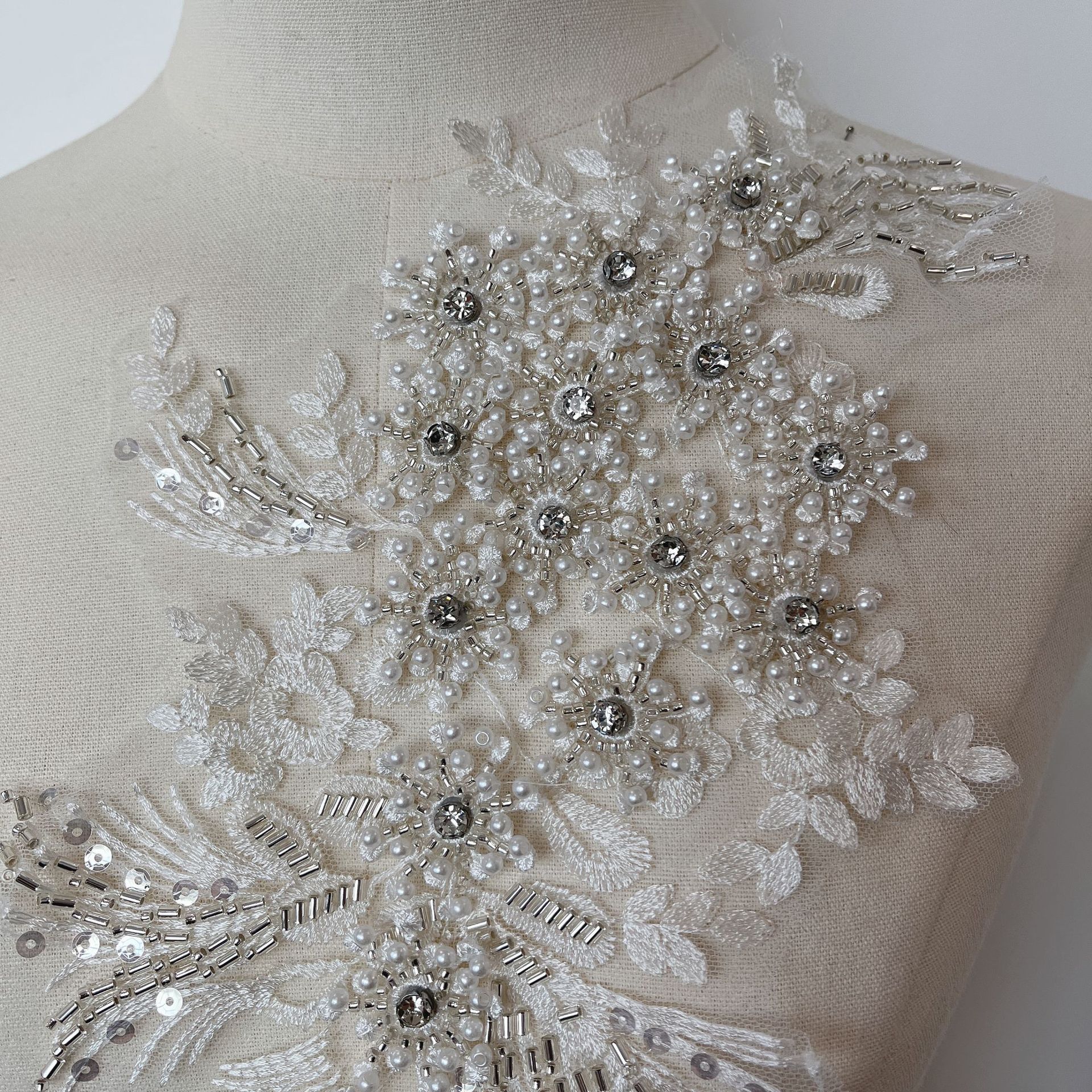 花婚纱配件图片