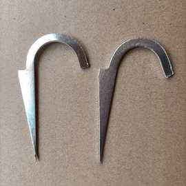 ppr给水管线管铁管自来水管勾水管固定管钩钉镀锌管钉码钉入墙钉