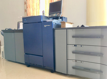 柯尼卡美能达c1085 c1100 6085 6100高速彩色复印机不干胶打印机