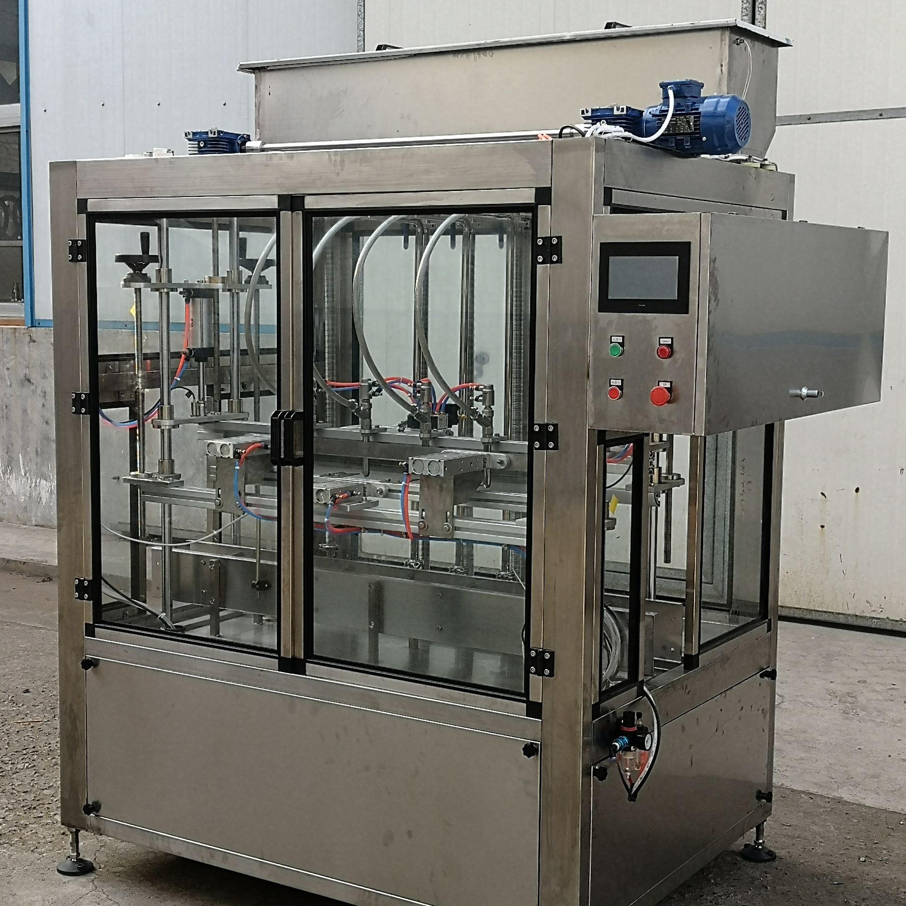 全自动泵式食用油灌装机 直列式齿轮泵油类灌装机