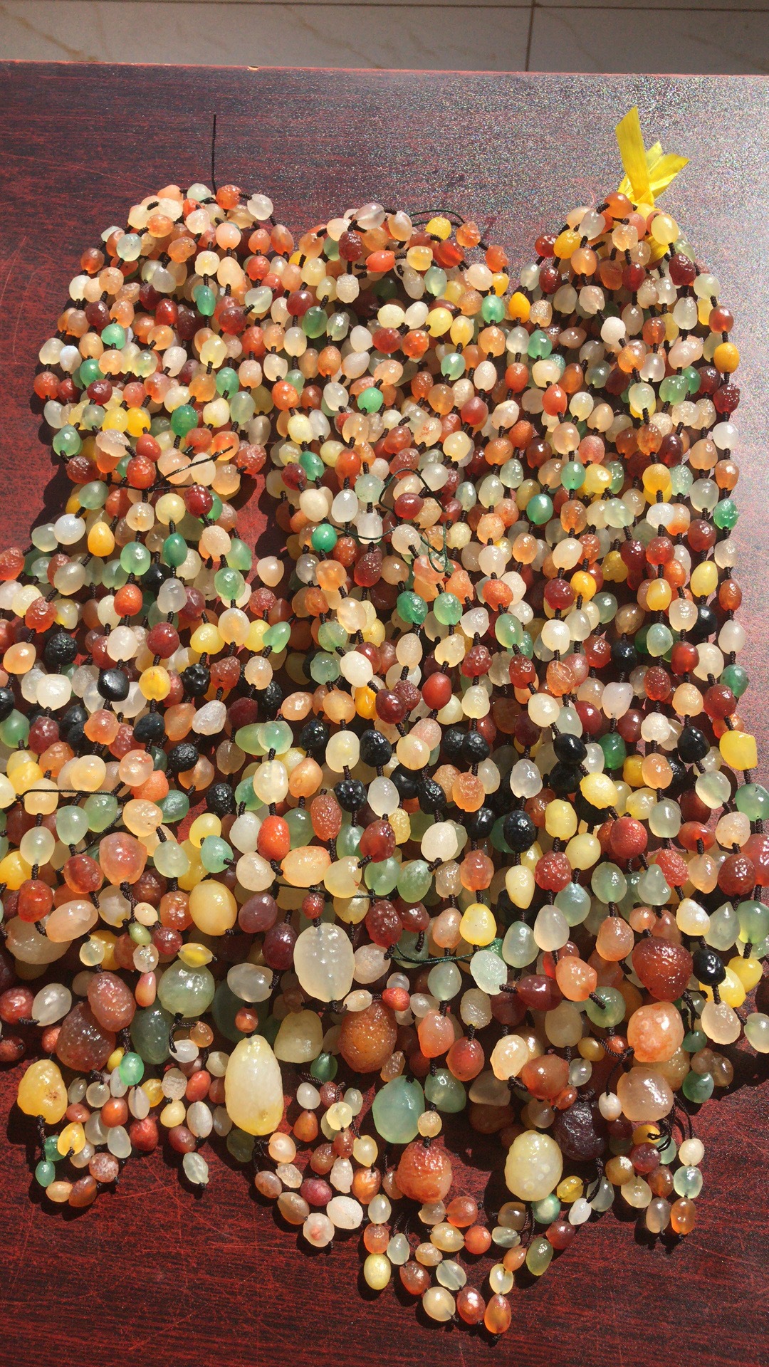 批发阿拉善戈壁原石玛瑙彩色项链配饰