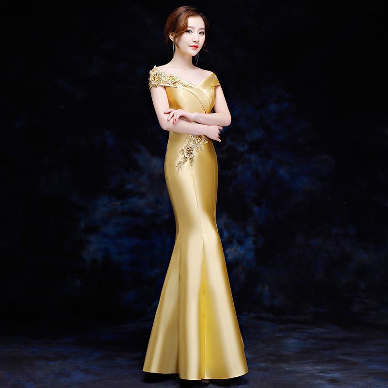 金色晚礼服裙一字肩鱼尾礼服主持走秀演出服团队显瘦修身女年会宴
