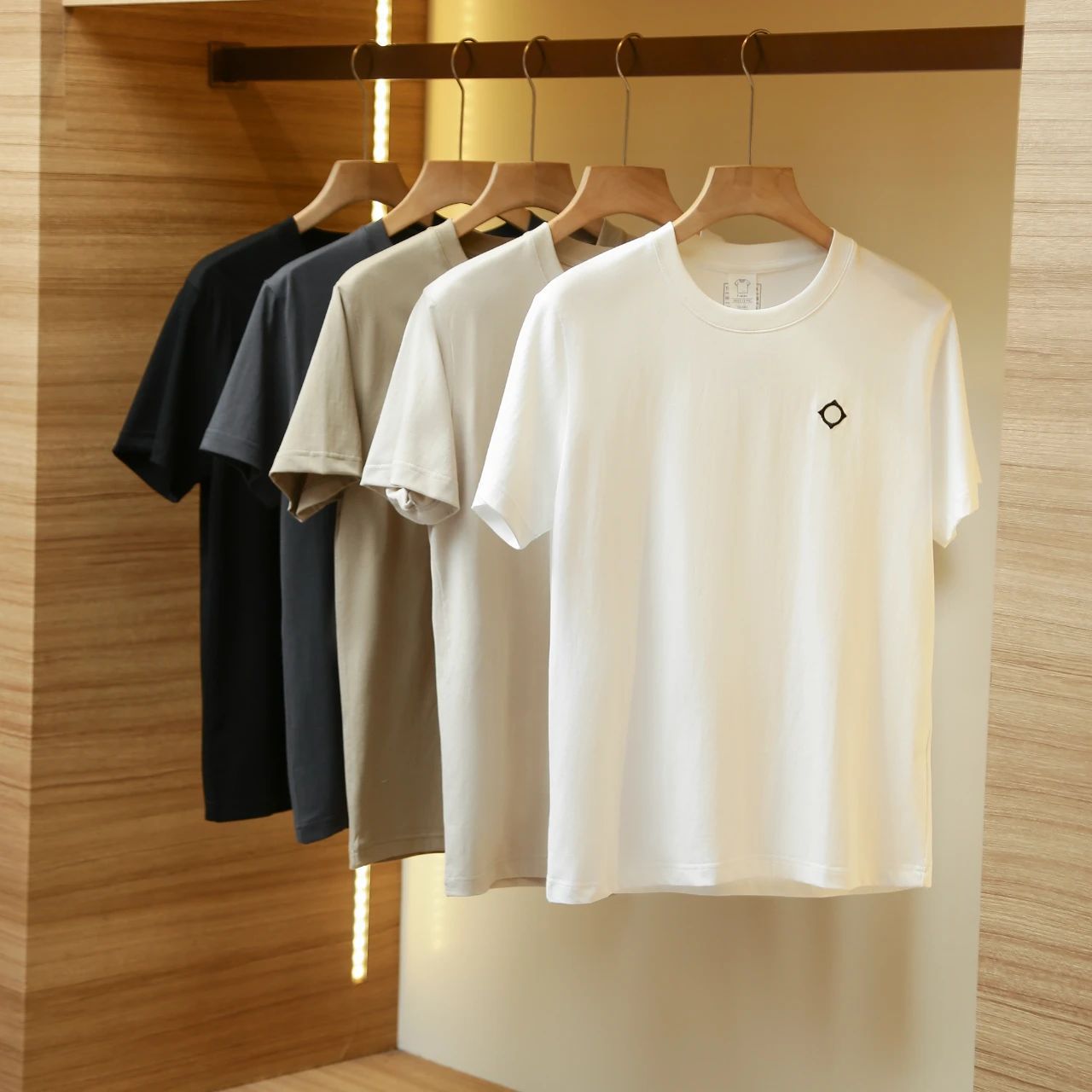 外贸男装夏季时尚休闲刺绣圆领短袖t恤潮-阿里巴巴