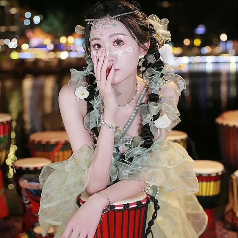 绿色哈尼族服装一整套旅拍写真摄影少数民族云南丽江西双版纳服饰