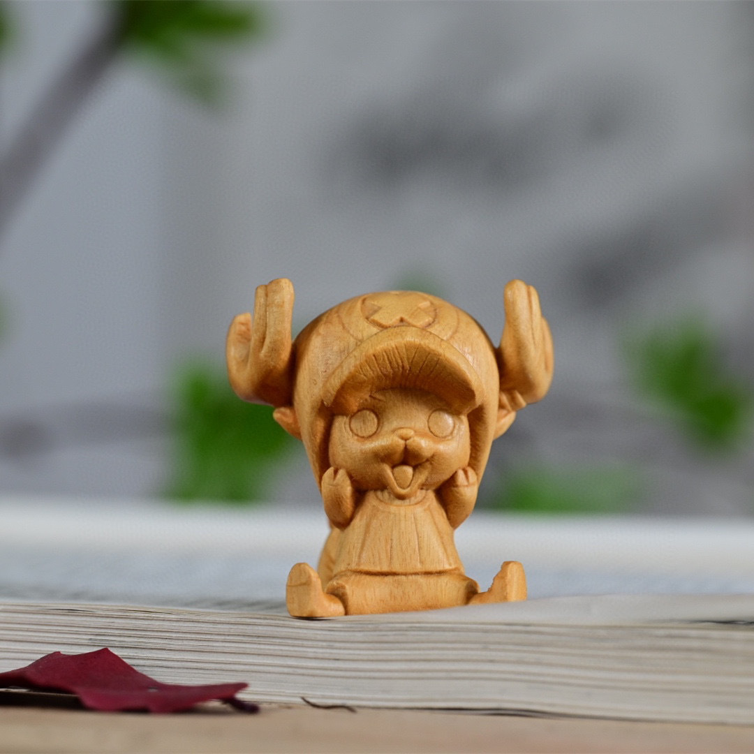 黄金檀南美黄杨木雕动漫创意海贼王手办索隆乔巴索隆公仔车载摆件