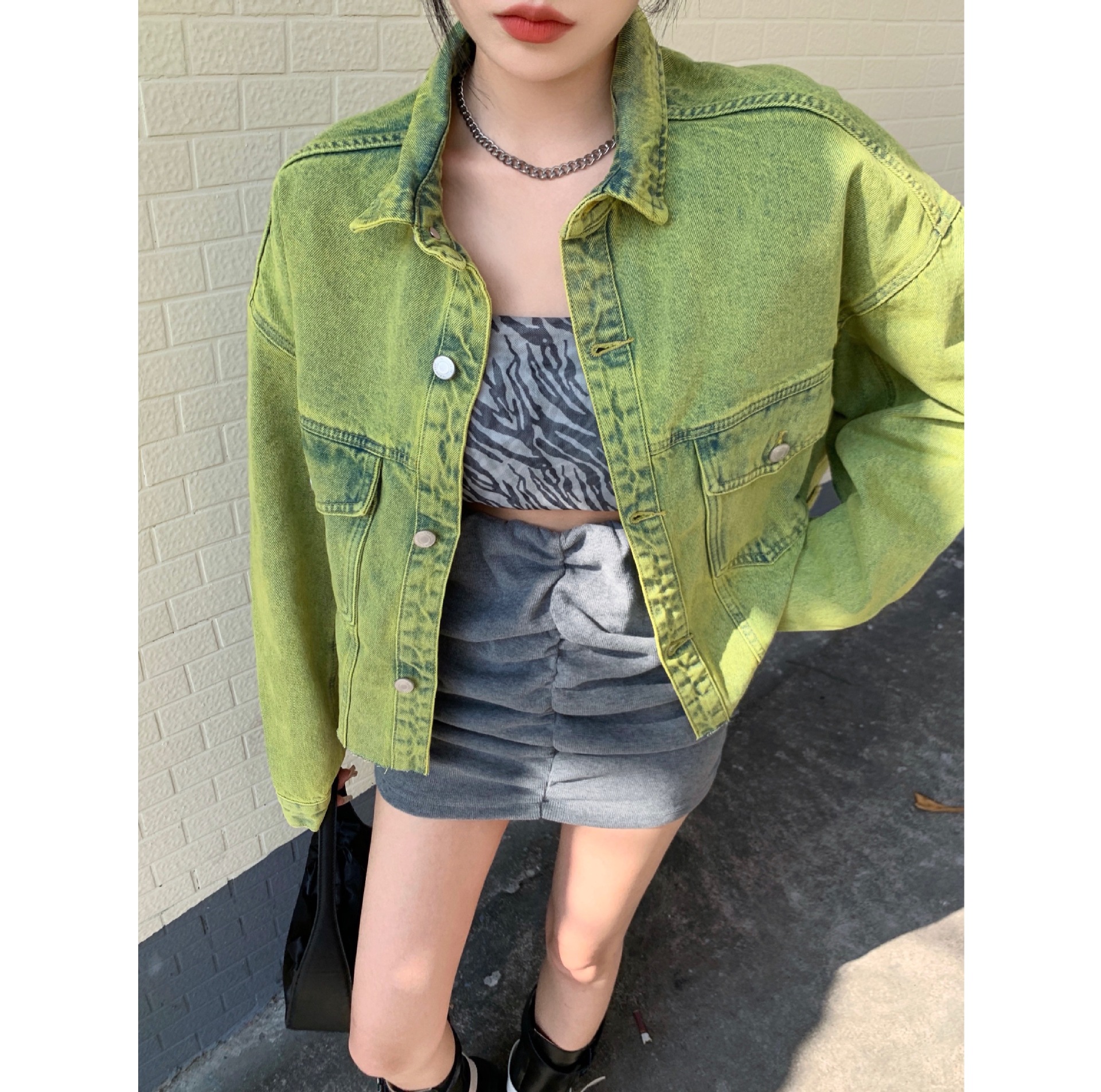 实拍牛仔外套女2022春装绿色宽松短款韩版港风小个子夹克上衣z288