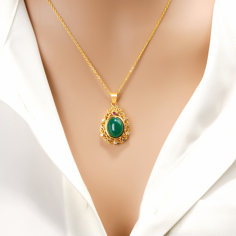 Vietnam Placer Gold Pendant Chalcedony Flower Type Auspicious Ornament Female All-Match Jewelry Temperament without Necklace Atmospheric Pendant