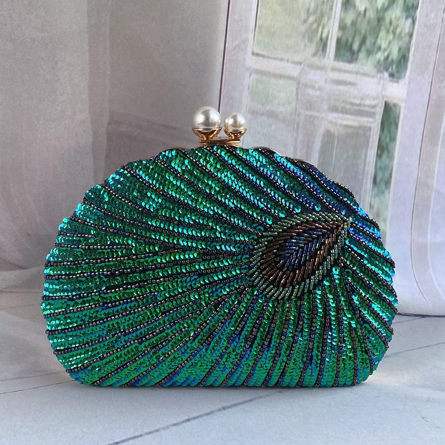 工厂直销跨境复古晚宴包串珠亮片重工珠绣旗袍链条礼服手提包名媛