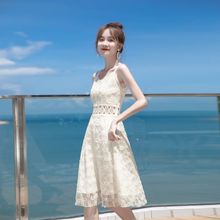 沙滩裙2023新款小个子裙子法式收腰显瘦连衣裙女夏仙女气质吊带裙