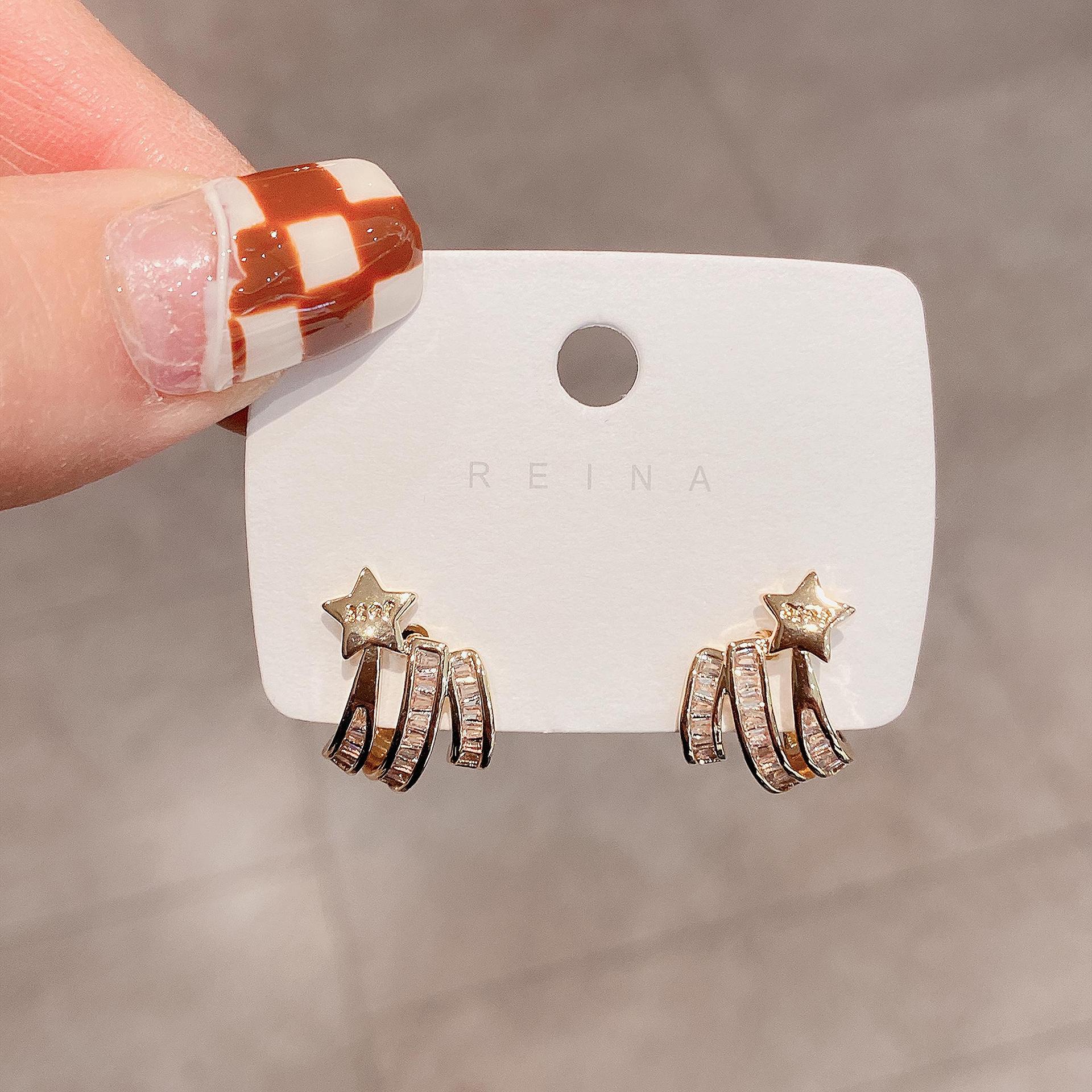 Personalized Minority Design Multi-Layer Zircon Stud Earrings for Women Metallic Trend All-Match Small Letter Earrings
