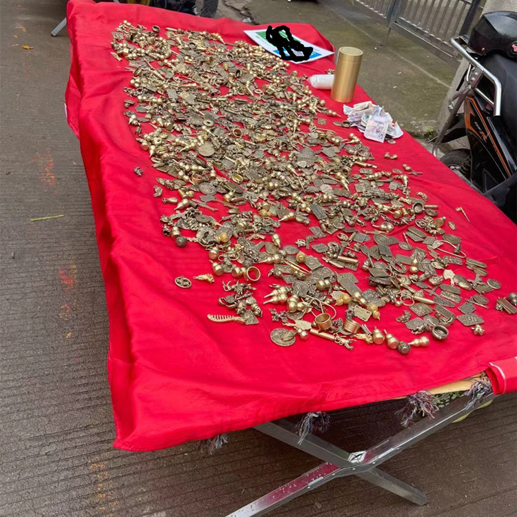 小铜器批发地摊铜工艺品老物件观音铜缸铜摆件仿古云南老铜器