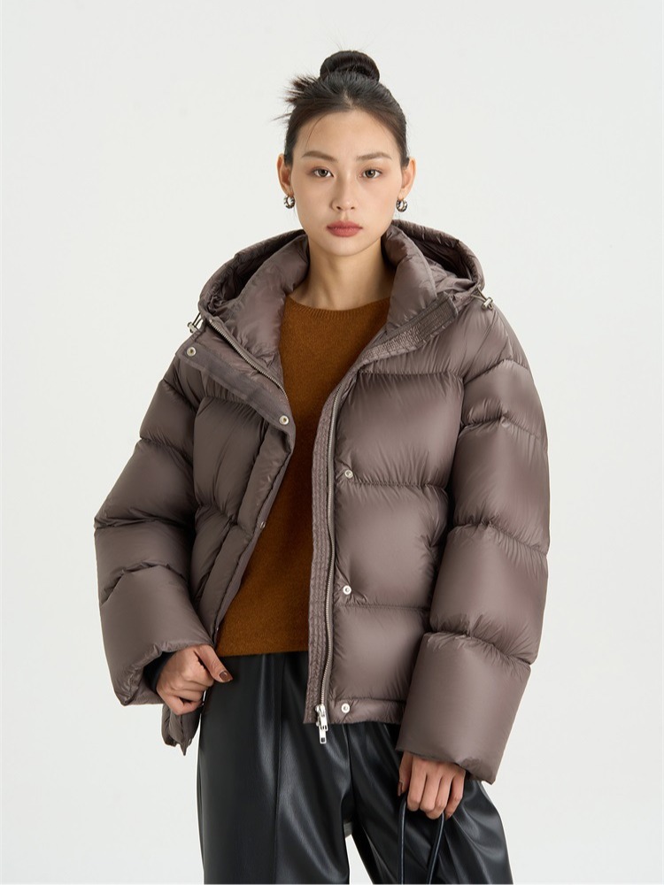 700蓬 90鹅绒羽绒服女短款连帽宽松保暖加厚外套小个子专属冬新款