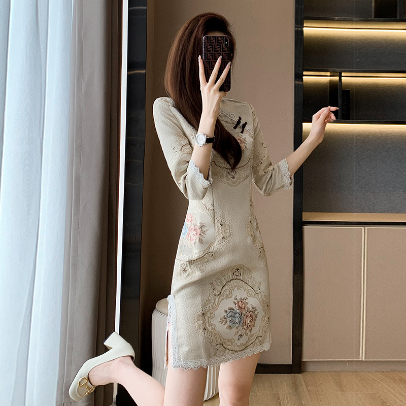 秋冬新款中国风女装复古时尚年轻改良旗袍洋装女新中式礼服裙子