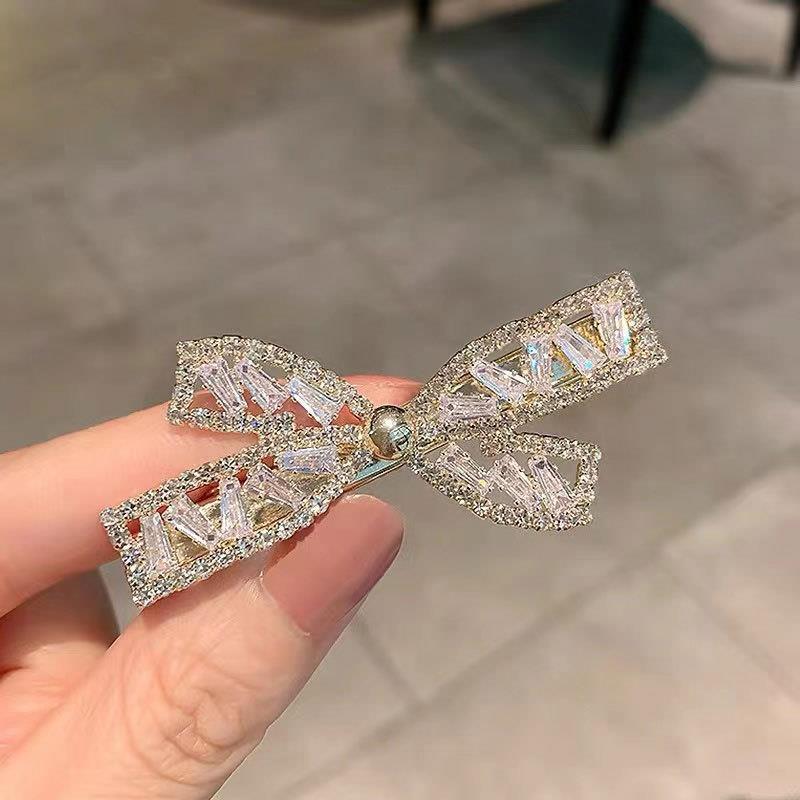 New 2022 New Pearl Rhinestone Leaves Duckbill Clip South Korea Elegant Hair Clip Internet Celebrity Bang Clip Broken Hair Side