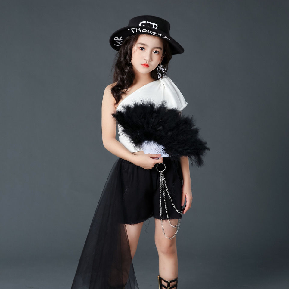 女童走秀潮服霸气儿童酷帅车模时尚个性演出服模特t台时装秀比赛