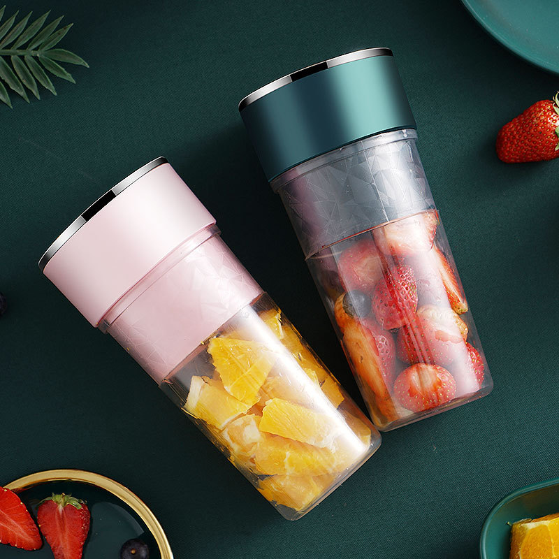 Kitchen Portable Juicer Mini USB Rechargeable Household Juicer Cup Small Juice Extractor Electric Juice Cup