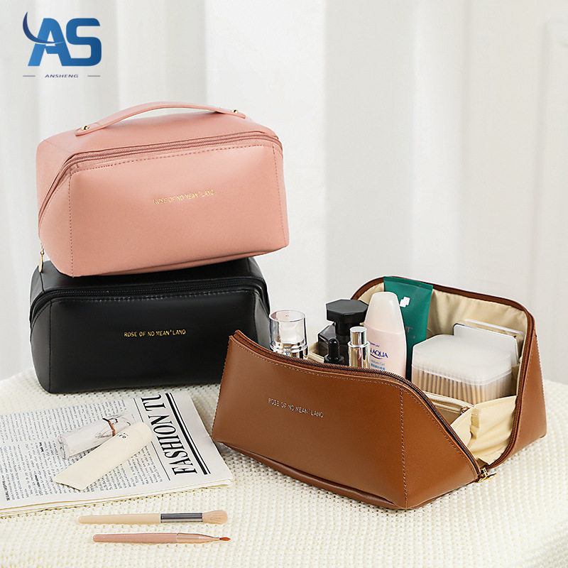 2022 New High Sense Washing and Makeup Bag Large Capacity Storage Wash Bag Polyurethane Pillow Pillow Cosmetic Bag Wholesale