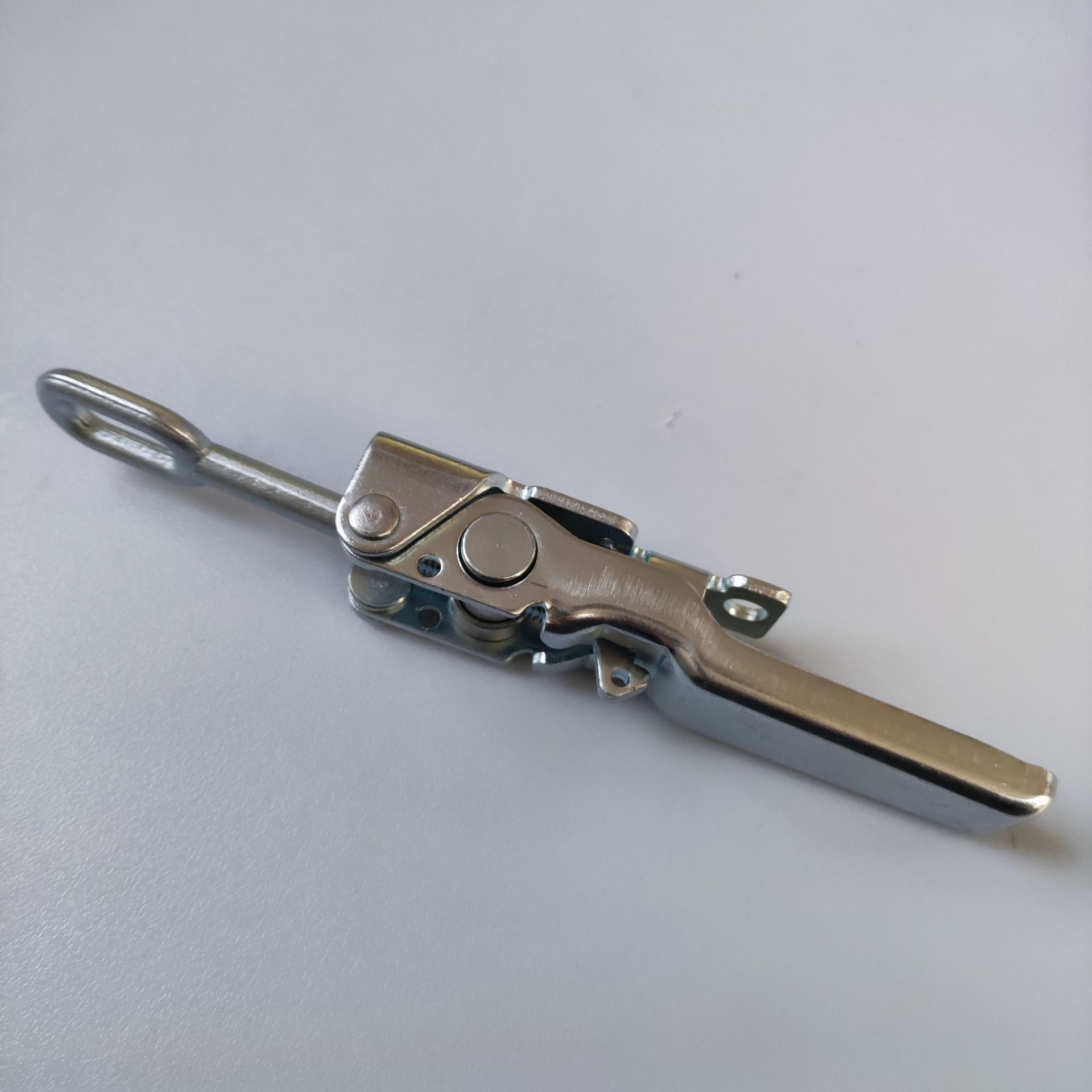 现货重型工业搭扣 高强度防松脱机车拉扣 大力可调防松脱钢制锁扣